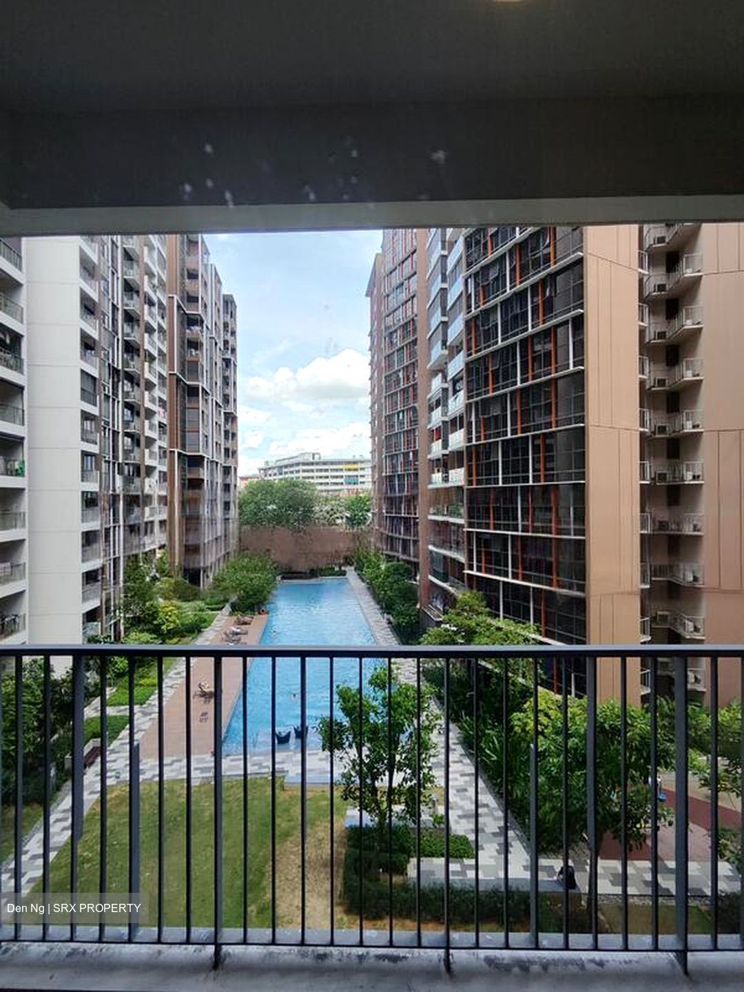 Sims Urban Oasis (D14), Condominium #453950961